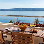 Jolara With Heated Pool *